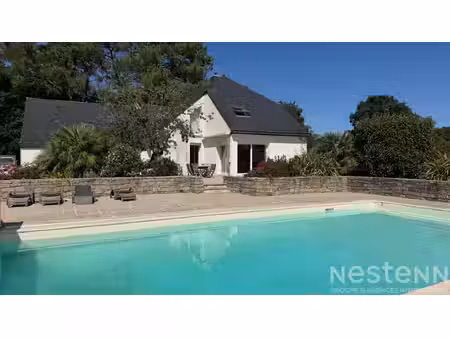 a vendre à carnac - maison familiale avec piscine - 250 m²