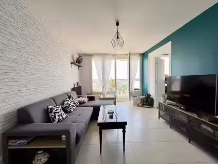 vente appartement 4 pièces 74.3 m² à saint-jean-le-blanc (45650)  180 000 €