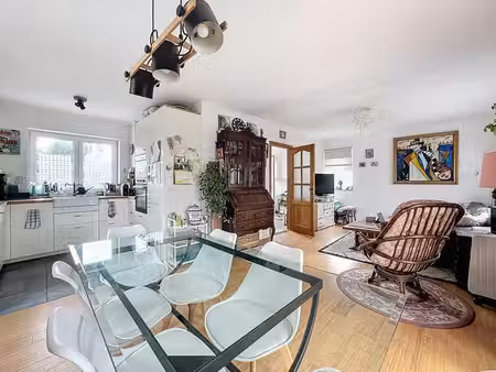 ottignies - superbe appartement 2ch avec terrasse & jardin