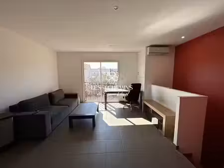 location appartement 3 pièces 45.75 m² à la barque (13710)  840 €