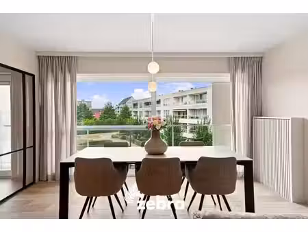 hoogwaardig gerenoveerd appartement in rustige residentie!