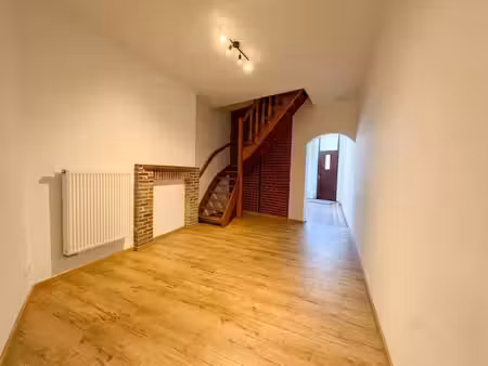 maison 3 chambres avec terrasse et jardin à charleroi