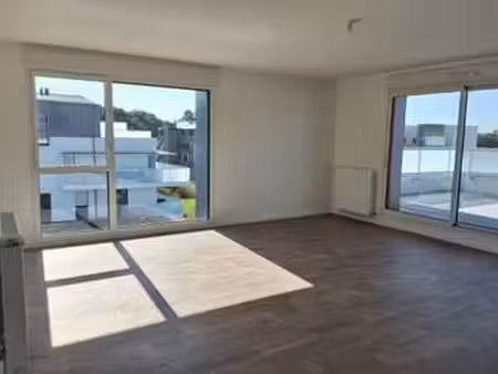location appartement 4 pièces à saint-avé (56890) : à louer 4 pièces / 86m² saint-avé