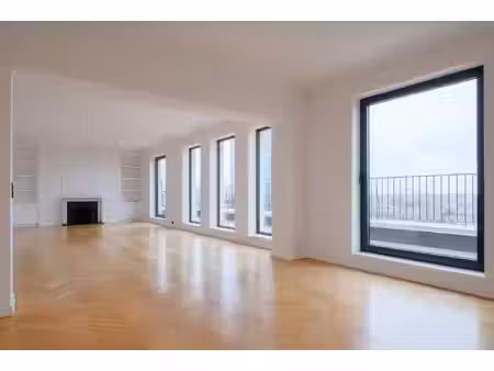 appartement à vendre avec terrasse et 3 chambres   ixelles (vbe61828)