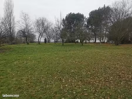 terrain 1 300 m² saint martin du bois