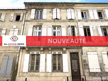 maison 8 pièces 295 m²