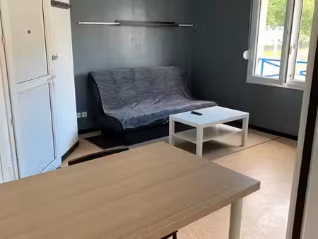 studio meublé
