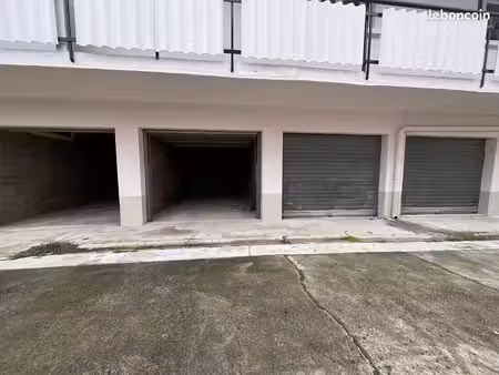 garage à louer