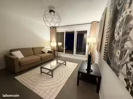 location studio meuble (biarritz beaurivage) avec terrasse et parking