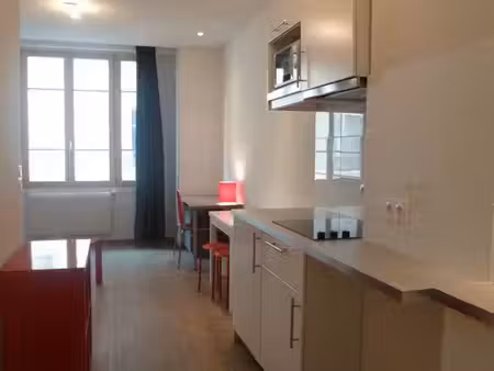 studio meublé avec lave-linge et internet