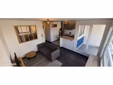 studio meublé entièrement rénové
