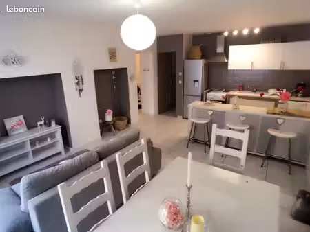 loue joli t3 meublé