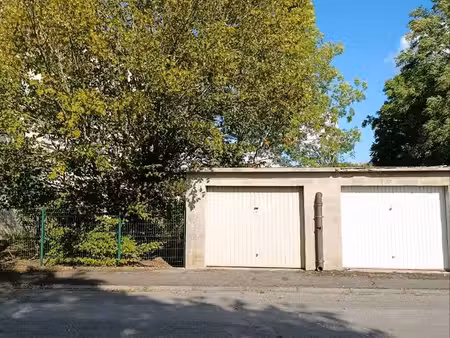 garage/ box compiègne à louer