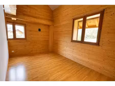 studio en duplex à la campagne