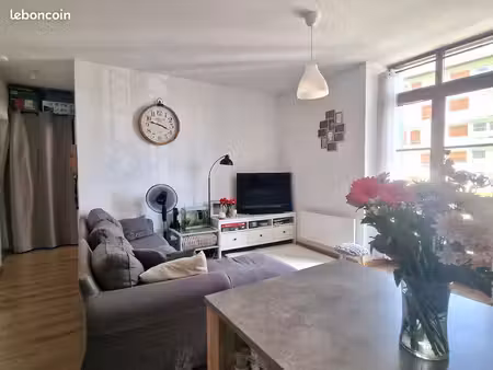 appartement 3 pièces 54 m²