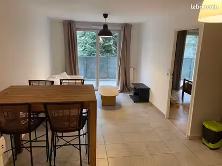 très bel appartement t2 – 40m2 francheville bel air
