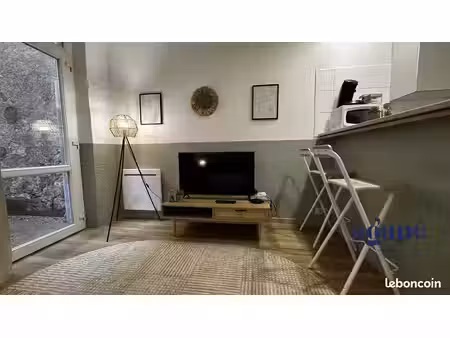studio 1 pièce 25 m²
