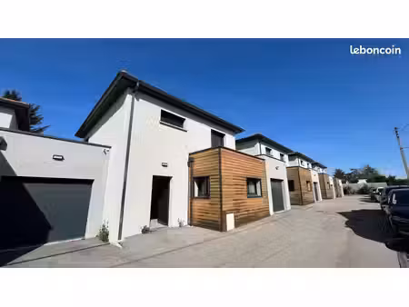 maison récente de 112 m² avec jardin  garage et parking