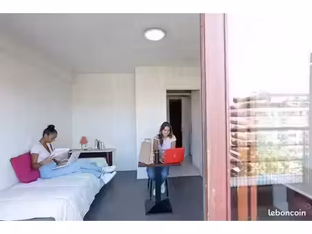 studio 1 pièce 18 m²