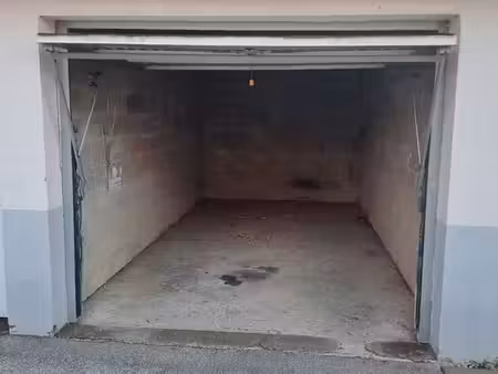 loue garage