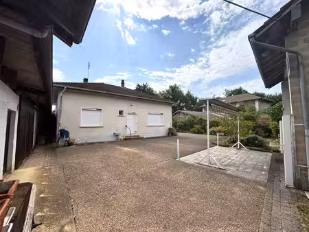 bâgé-dommartin ! maison de plain-pied avec terrain construct