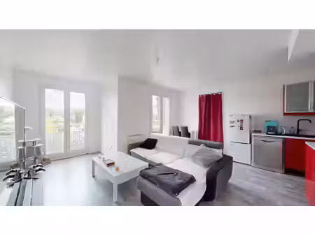 appartement 3 pièces de 58 2 m² avec balcon et parking