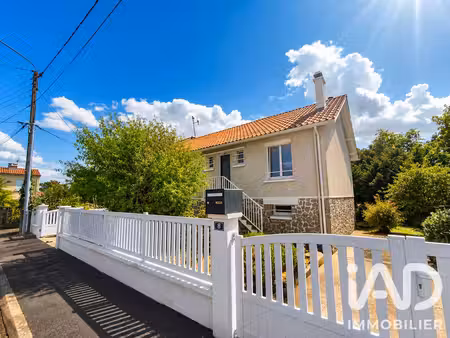 pavillon à niort (79000)