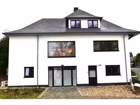 spacieux appartement neuf avec terrasse et jardin commun