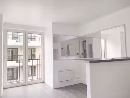studio 25 m2 idéalement situé à charenton-le-pont