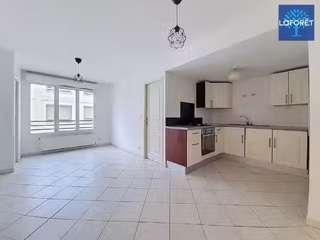 appartement venissieux 3 pièce(s) 44.23 m2