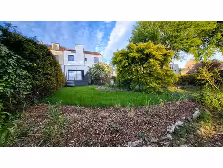 uccle – maison neuve 3/5 ch.- prof lib  jardin  peb c++