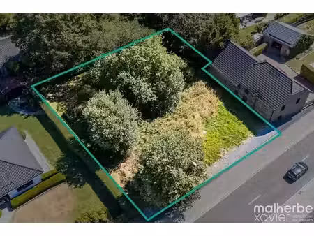 sourbrodt– terrain plat de 1.136 m² avec belle largeur à rue
