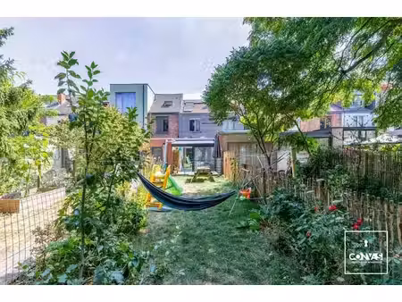 instapklare woning met zonnige tuin op topligging