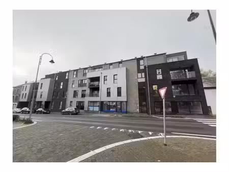surface commerciale à louer à rue de la gare 52-54 bertrix (vbe62071)