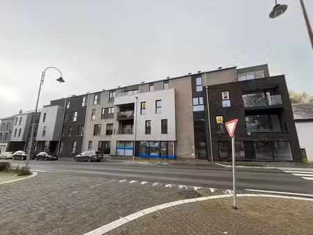 surface commerciale livrée parachevée au rez-de-chaussée.