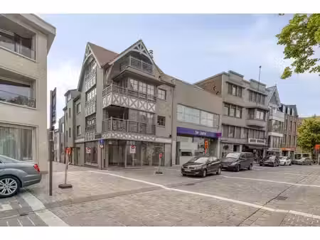 espace commercial à louer à torhout  près du markt and burg
