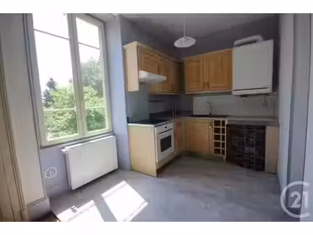 appartement duplex à louer - 4 pièces - 94 04 m2 - puy guillaume - 63 - auvergne