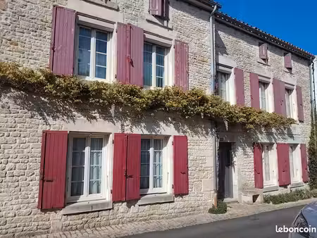 vends maison de bourg
