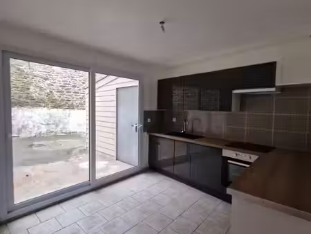 maison de 70 m2 au centre de belle isle en terre
