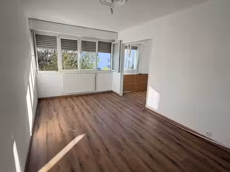 ? à louer – appartement 4 pièces de 74 m² – 3 chambres – entièrement rénové