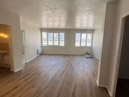 appartement t3 92m² centre ville du mans