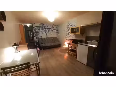 studio 1 pièce 23 m²