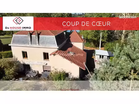 maison 8 pièces 231 m²