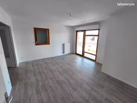 appartement 4 pièces 77 m²