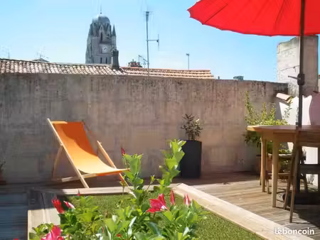 grand t2 avec terrasse