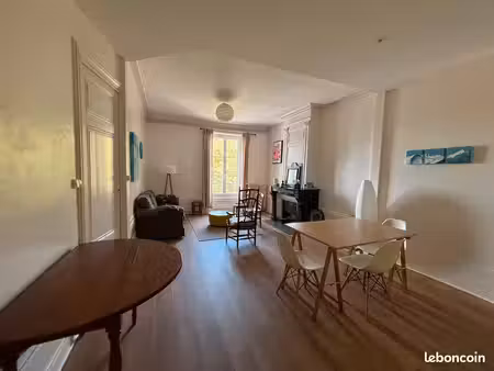 villefranche-sur-saône – appartement t4 de 90 m² – centre-ville