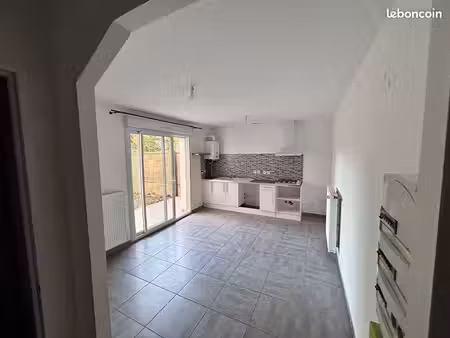 studio 1 pièce 25 m²