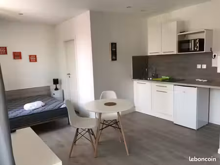 loue magnifique studio meublé au centre ville de montbéliard