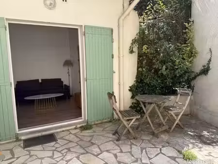 t1 meublé 31 m² avec mezzanine – les arceaux – montpellier