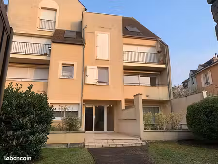 appartement 3 pièces 96 m²
